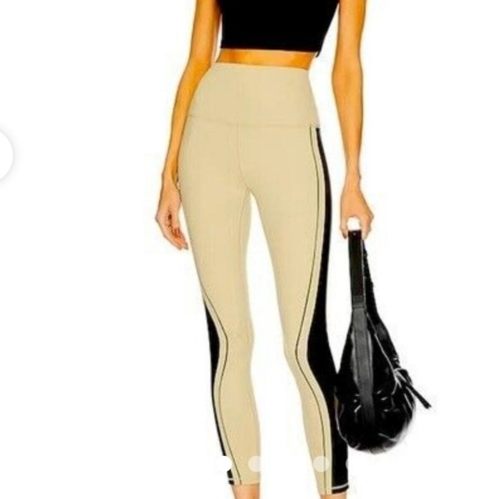 WeWoreWhat Ultra High Rise Legging in Pale Khaki & Black Size Large